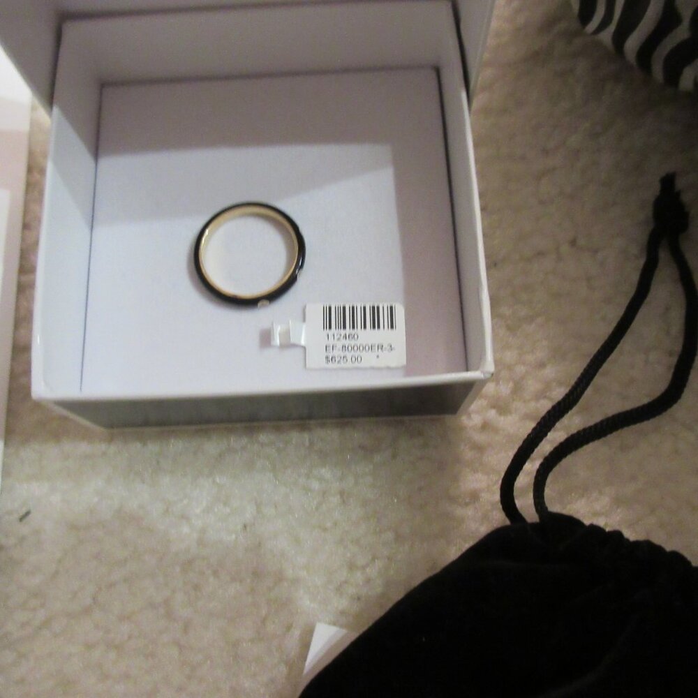 💕 SAVE $400 SALE 💕- 14k Gold Black Enamel Diamond Ring Bezel-Set Band - Picture 4 of 5